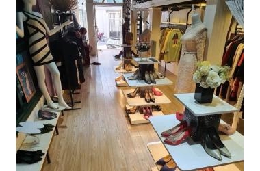 NHÀ NGUYỄN KHUYẾN 3 THOÁNG VỈA HÈ THANG MÁY 85M 5T 11TỶ